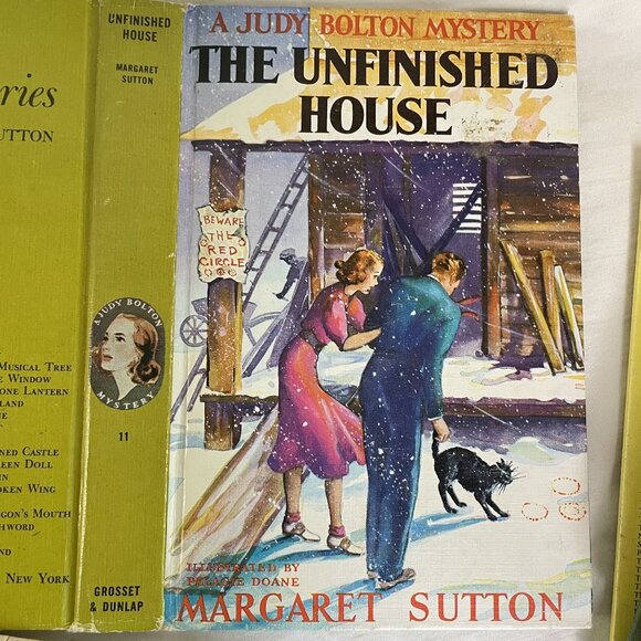 8 Vintage Book Hard Covers Only Junk Journal Mixed Media Supply Mystery Theme u - Picture 10 of 11